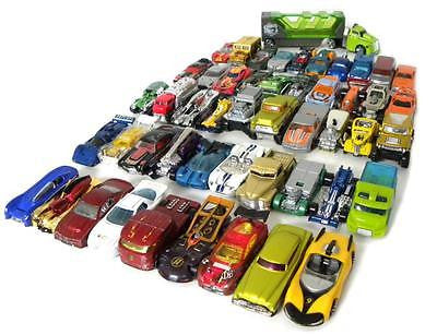 LOT OF 50 MIXED HOT WHEELS CARS / TRUCKS