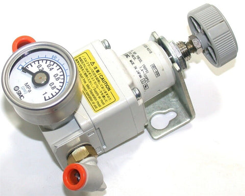 SMC IR1020-N01B Precision 1/8" NPT Air Regulator W Gauge & Bracket 1.4-120psi