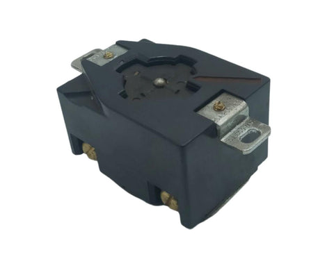 A-H&H Power-Lock Female Receptacle 250 VDC 30A 600 VAC