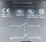 Allen Bradley 800F-X20D Black Selector Switch With 800F-X10 Contact Block