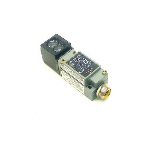 New Eaton Cutler Hammer  E51DED  E51RNP5  Photo-Emitter Sensor W/Body 10-30 VDC