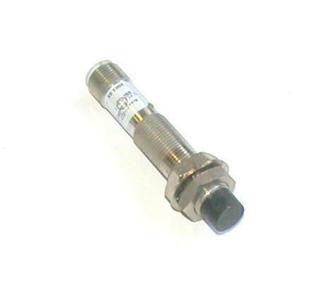 Saiet E-A 1PMZ/3AP  Inductive Proximity Switch 12 mm 4-Pin